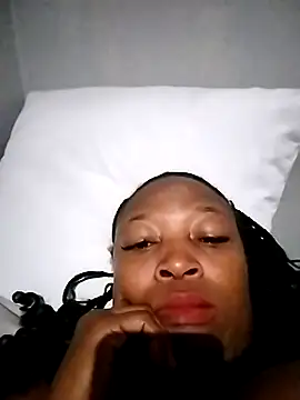 Snapshot of Rose2life chatting on 05/11/26, 03:45 Rose2life online show from 05/11/26, 03:45