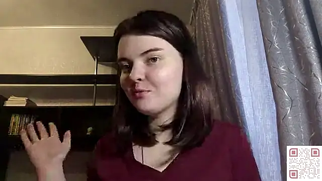 Snapshot of RebelDesiree chatting on 05/14/26, 10:33 RebelDesiree online show from 05/14/26, 10:33