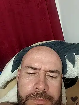 AndresvargasQ123 online show from 07/02/26, 04:51