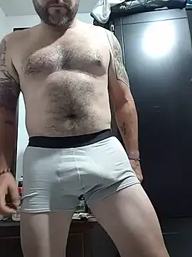 AndresvargasQ123 online show from 07/12/26, 04:36