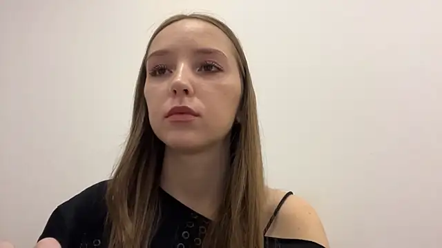 QueenBalensiefen online show from 05/10/26, 03:39
