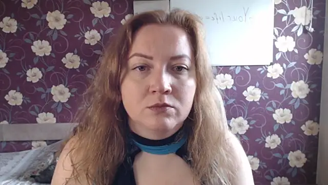 Snapshot of Kate_R chatting on 06/18/26, 11:14 Kate R online show from 06/18/26, 11:14