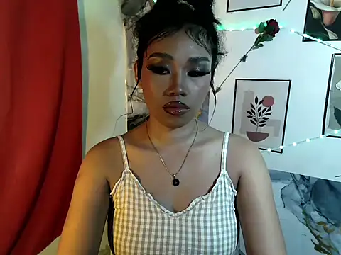 shellaxox1 online show from 06/04/26, 10:10