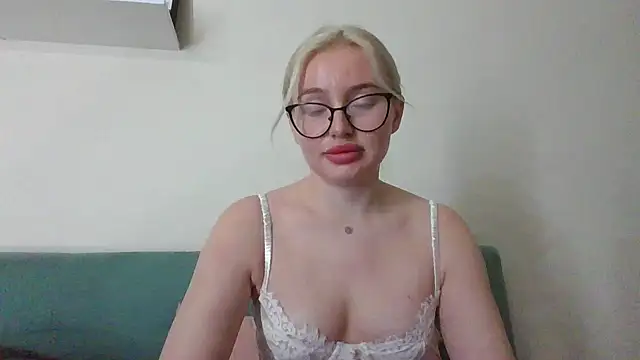 blond canary online show from 05/02/26, 05:40