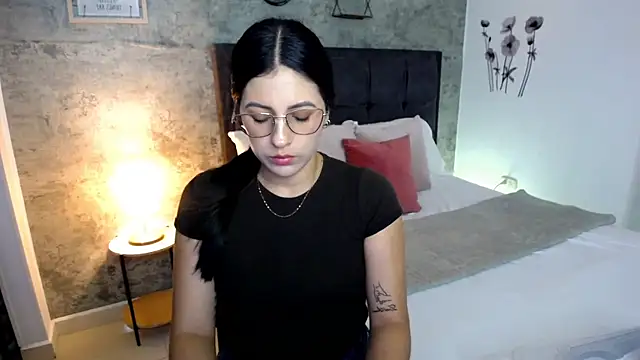 isa cruzx online show from 05/15/26, 09:33