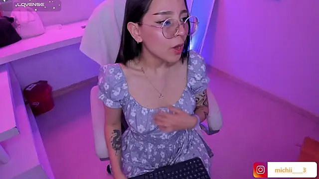 kitty patitas suavesss online show from 06/04/26, 02:50