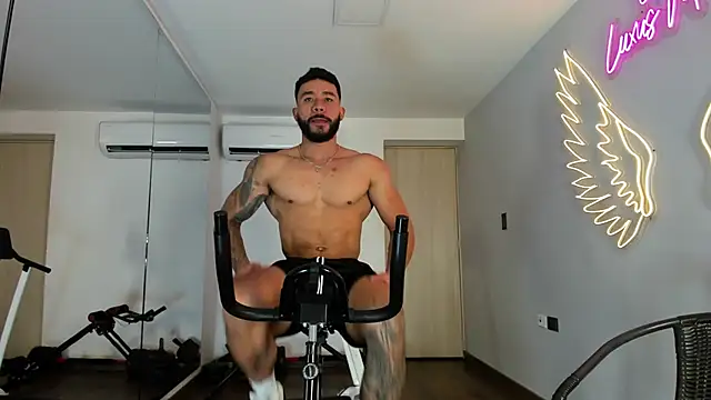 Snapshot of Axel_power_ chatting on 05/14/26, 03:35 Axel power online show from 05/14/26, 03:35