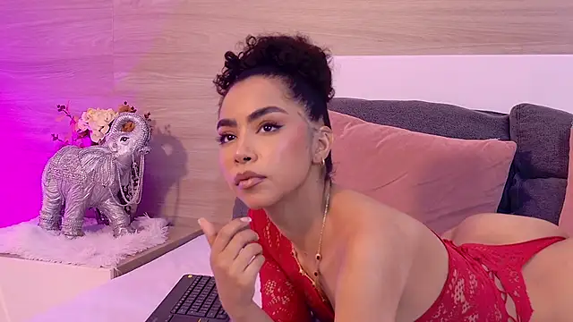 TamaraMontiel online show from 05/11/26, 02:45