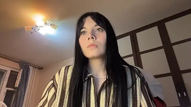 gothicq online show from 05/19/26, 06:36
