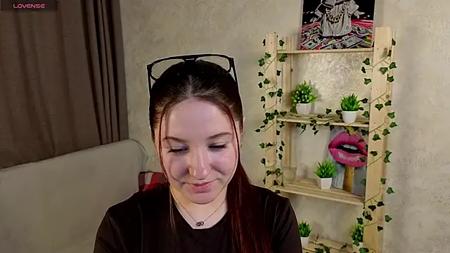 Snapshot of RudyLienna chatting on 05/20/26, 04:29 RudyLienna online show from 05/20/26, 04:29