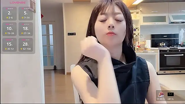 weeeoooo online show from 05/18/26, 08:31