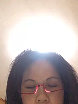 Snapshot of nidejiejie chatting on 05/11/26, 02:45 nidejiejie online show from 05/11/26, 02:45