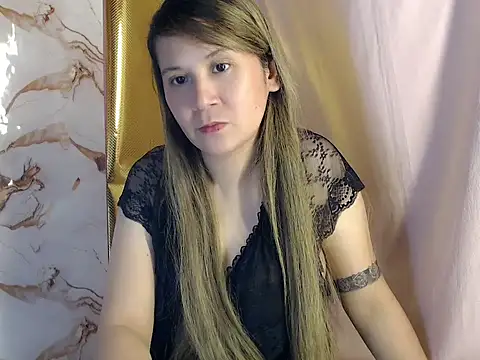 Snapshot of Cafe_Lolla143 chatting on 05/09/26, 01:33 Cafe Lolla143 online show from 05/09/26, 01:33