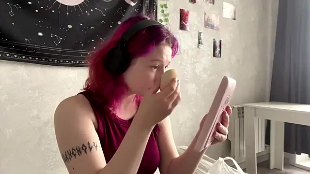 Playful Vi online show from 05/08/26, 07:14