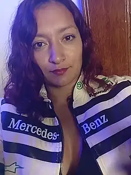 Snapshot of Scarlett_Blair chatting on 05/22/26, 11:43 Scarlett Blair online show from 05/22/26, 11:43