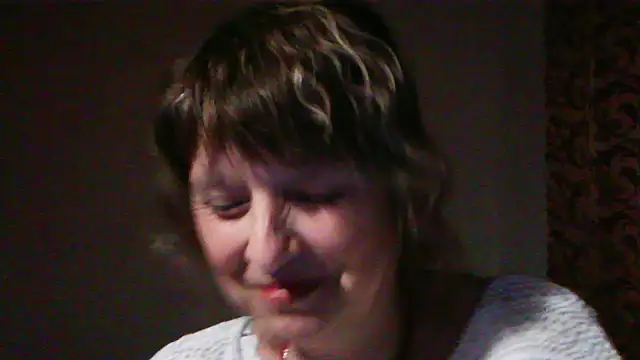 Snapshot of ElizabethGorden chatting on 05/07/26, 06:35 ElizabethGorden online show from 05/07/26, 06:35