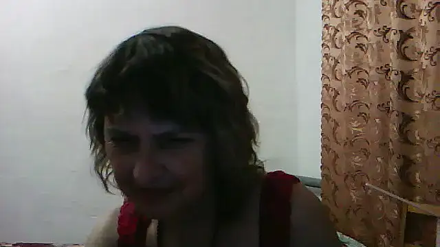 Snapshot of ElizabethGorden chatting on 05/11/26, 05:54 ElizabethGorden online show from 05/11/26, 05:54