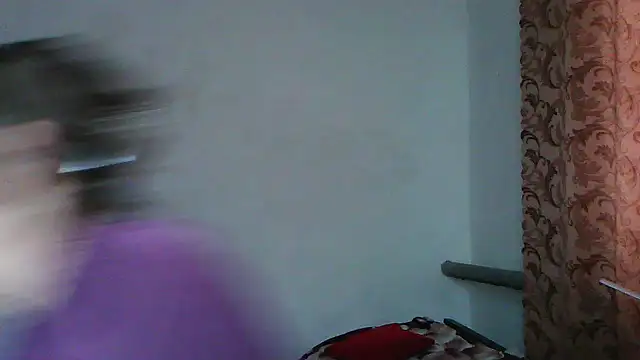 Snapshot of ElizabethGorden chatting on 05/12/26, 12:57 ElizabethGorden online show from 05/12/26, 12:57