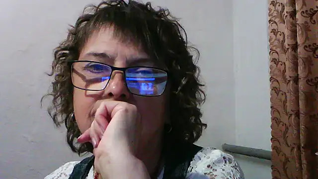 ElizabethGorden online show from 06/02/26, 05:37