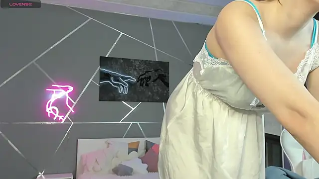 vanila girl online show from 05/13/26, 08:01