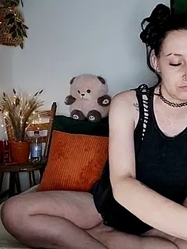 Goddessm00n1 online show from 06/05/26, 10:48