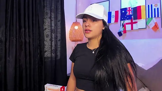 Hilaryportman149 online show from 06/28/26, 06:36
