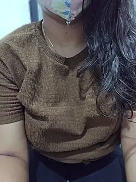 sluttytitties69 online show from 06/11/26, 06:50