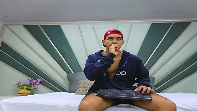 Sebastian Vega online show from 05/11/26, 11:13