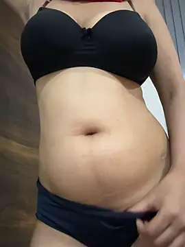 Snapshot of hot_avni chatting on 07/16/26, 05:24 hot avni online show from 07/16/26, 05:24