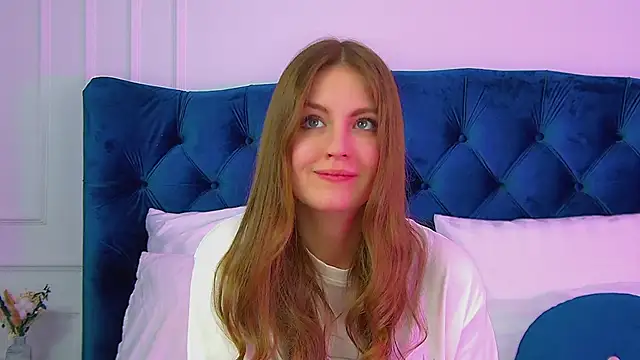 SofiaSarvains online show from 05/11/26, 04:04