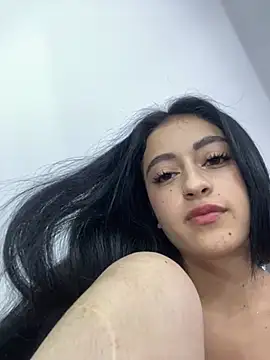 sol evanss  online show from 05/08/26, 03:56