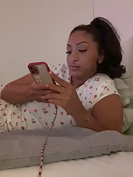 juicyprincess66 online show from 06/06/26, 07:51