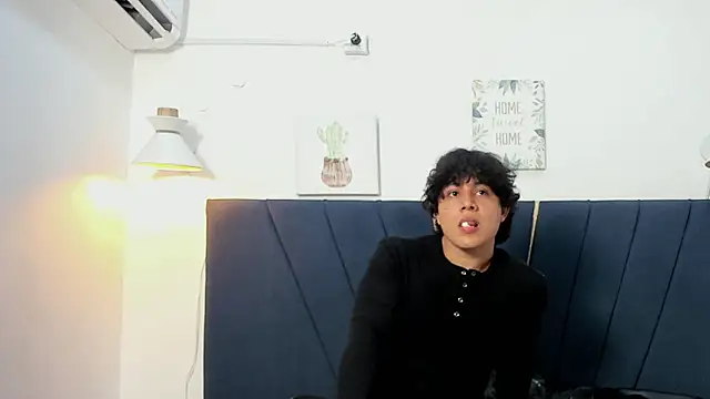 Snapshot of latin_beast4 chatting on 05/06/26, 08:03 latin beast4 online show from 05/06/26, 08:03