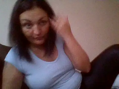 Snapshot of LunaMoonlira chatting on 06/03/26, 05:07 LunaMoonlira online show from 06/03/26, 05:07
