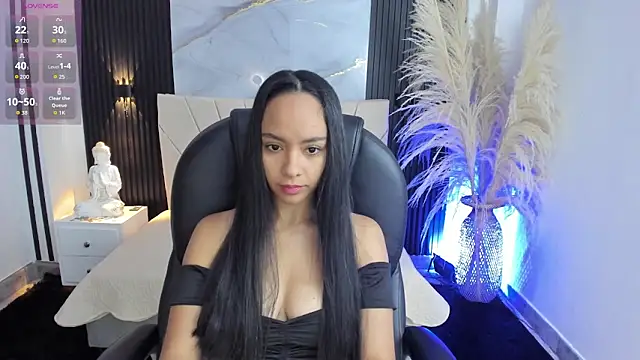 Selene-Diior online show from 05/09/26, 11:48