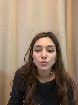 Lilywant online show from 05/25/26, 04:24
