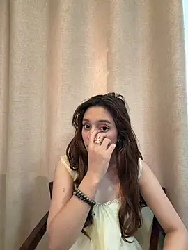 Lilywant online show from 06/21/26, 11:24