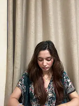 Lilywant online show from 06/26/26, 11:14