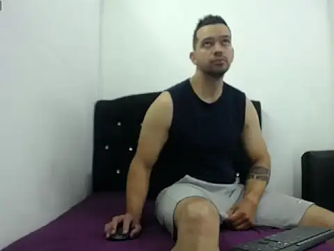 javi cock20 online show from 05/08/26, 11:37