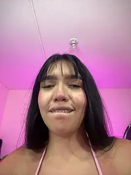 Snapshot of Tania_Tay chatting on 05/11/26, 02:17 Tania Tay online show from 05/11/26, 02:17