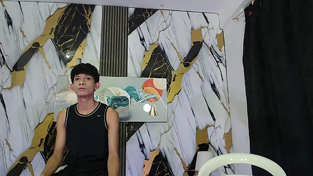 TWINKS BOYSX online show from 05/06/26, 07:35