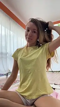 Mini girl do it better online show from 05/11/26, 11:57
