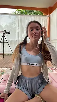 Mini girl do it better online show from 05/13/26, 02:53