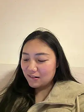 Snapshot of yanling668 chatting on 05/11/26, 01:39 yanling668 online show from 05/11/26, 01:39
