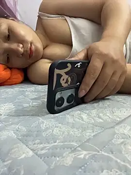 Lyly damdang online show from 05/17/26, 01:58