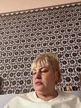 Snapshot of AnastasiaGrey777 chatting on 05/13/26, 09:17 AnastasiaGrey777 online show from 05/13/26, 09:17