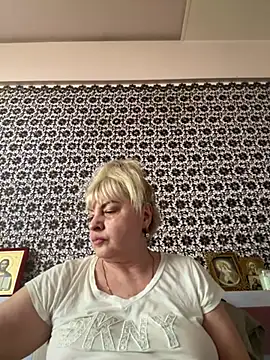 AnastasiaGrey777 online show from 06/18/26, 05:30