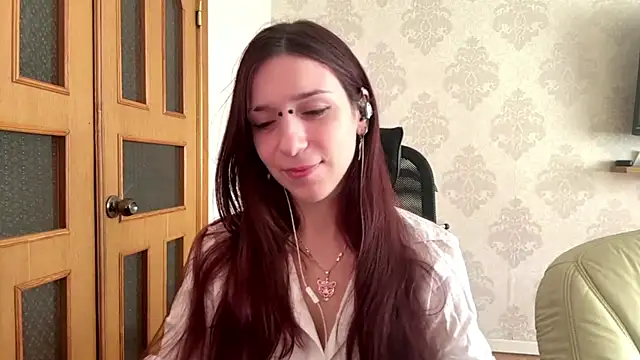Snapshot of AlyshaCinar chatting on 05/11/26, 07:14 AlyshaCinar online show from 05/11/26, 07:14