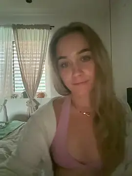 Snapshot of LillyStarr chatting on 06/28/26, 06:03 LillyStarr online show from 06/28/26, 06:03