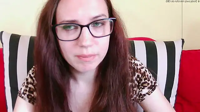 Snapshot of EmilyHotAngel chatting on 06/02/26, 03:47 EmilyHotAngel online show from 06/02/26, 03:47